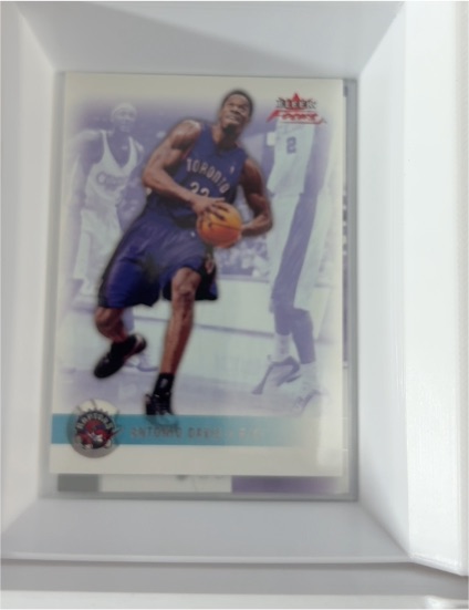 2003-04 Fleer Focus #57 Antonio Davis — front