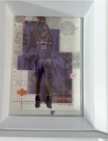 2001-02 Upper Deck Ovation #84 Antonio Davis — front