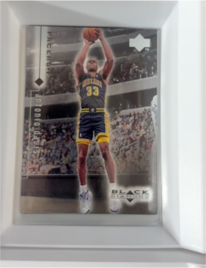 1998-99 Upper Deck Black Diamond #41 Antonio Davis — front