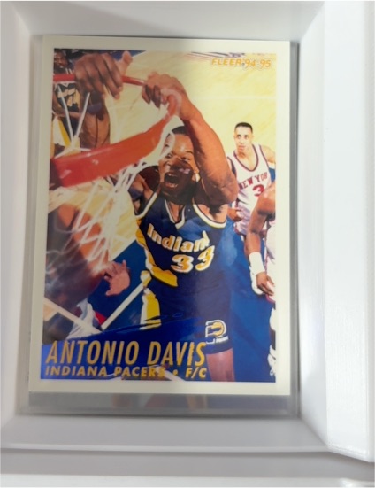 1994-95 Fleer #88 Antonio Davis — front