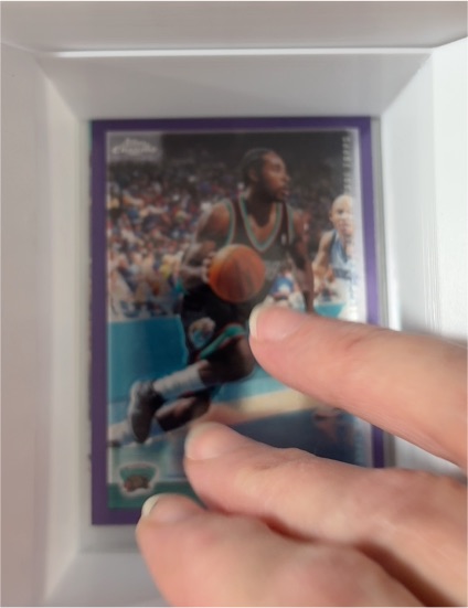 1993-94 Topps Chrome #138 Kendall Gill — front