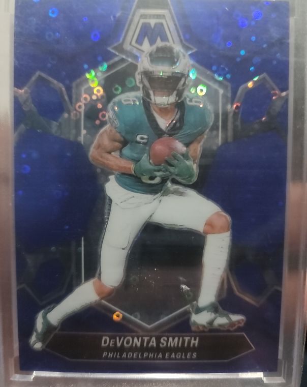 2024 Panini Mosaic #179 DeVonta Smith — front
