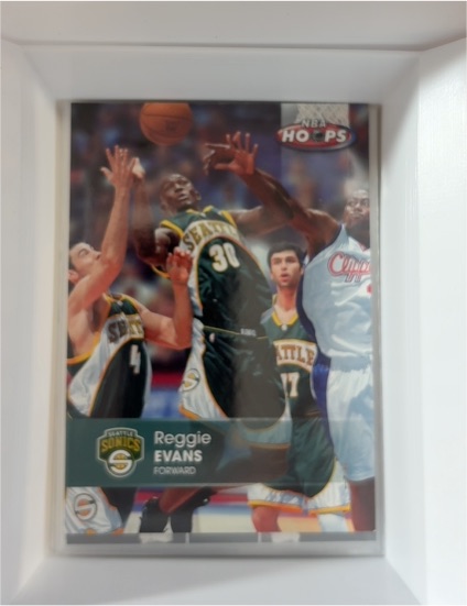 2005-06 NBA Hoops Reggie Evans — front