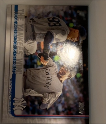 2019 Topps #14 The Yankees Win! Aaron Judge Didi Gregorius — front