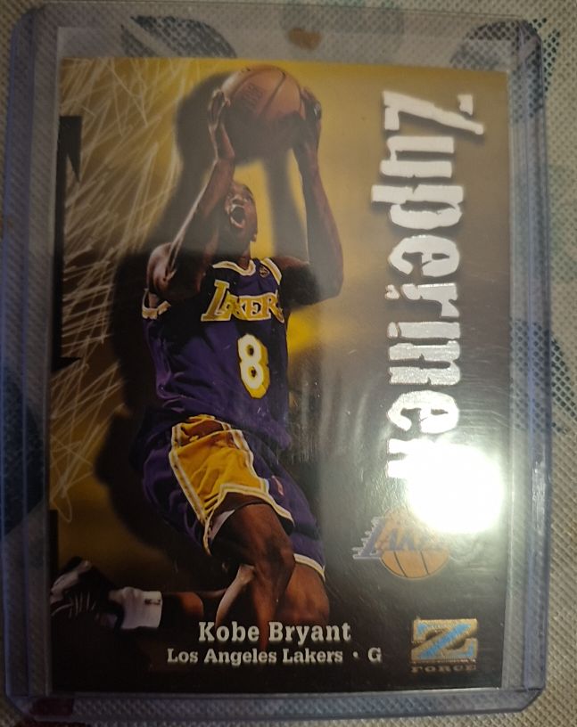 1997-98 SkyBox Z-Force #195 Kobe Bryant — front