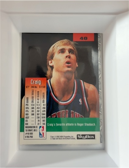 1992-93 SkyBox #40 Craig Ehlo — front