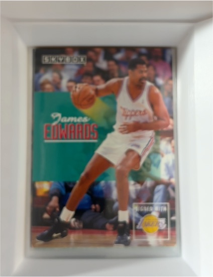 1992-93 Skybox #103 James Edwards Los Angeles Lakers — front