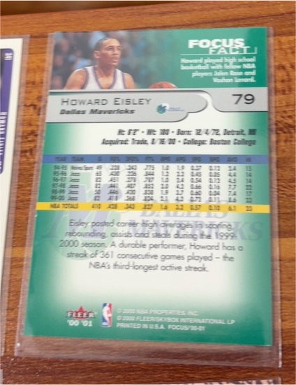 2000-01 Fleer Focus #79 Howard Eisley — front
