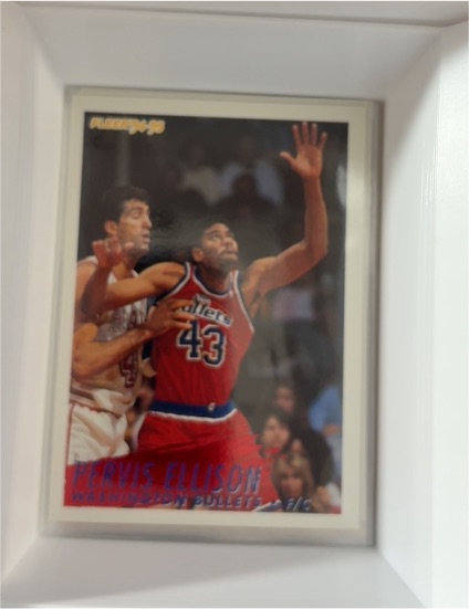 1993-94 Fleer #215 Pervis Ellison — front
