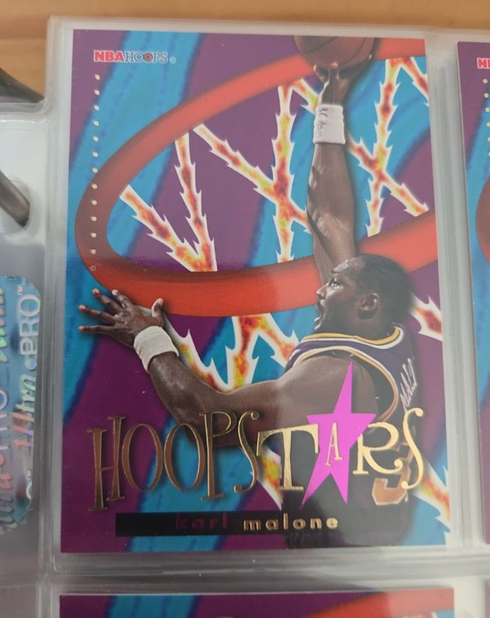 1995-96 NBA Hoops HoopStars #HS10 Karl Malone — front