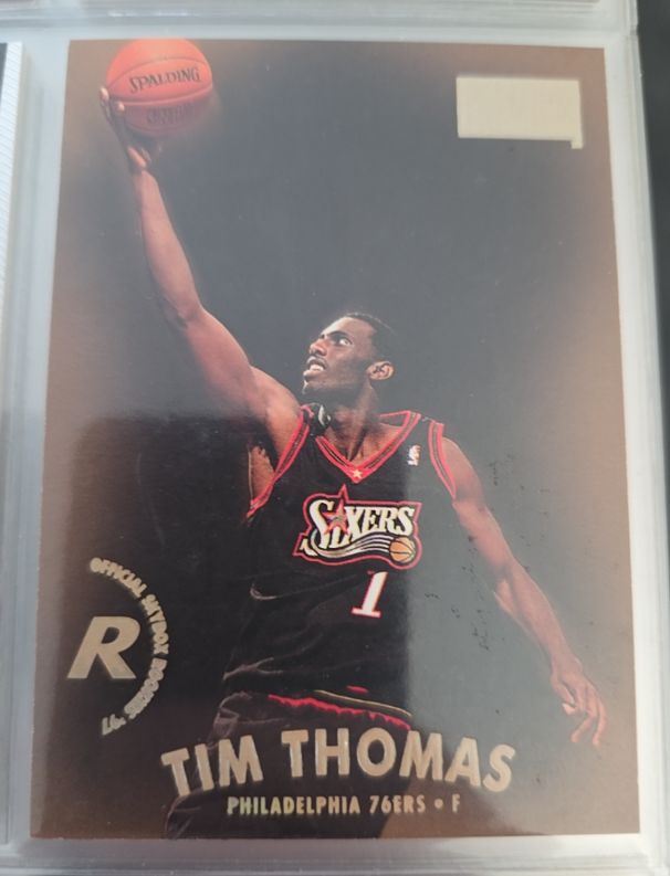 1997-98 SkyBox Premium #104 Tim Thomas — front