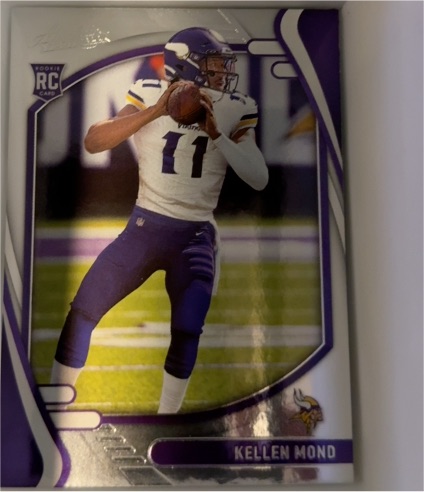 2021 Panini Absolute #122 Kellen Mond — front
