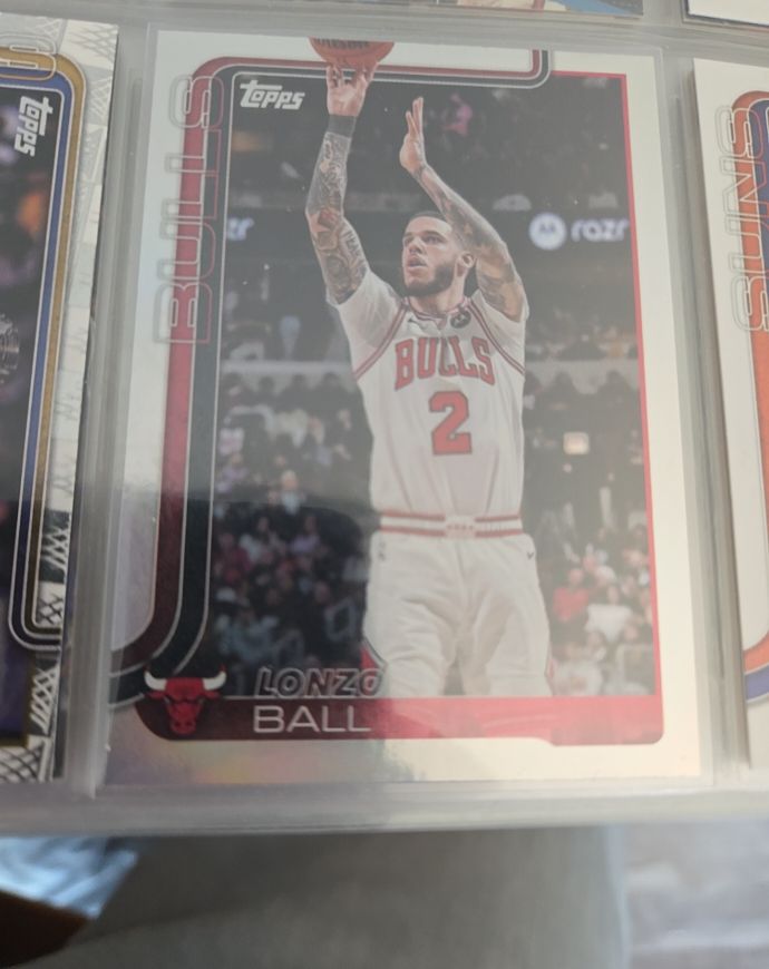 2025-26 Topps #39 Lonzo Ball — front