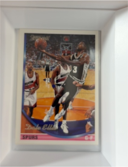 1993-94 Topps #135 Dale Ellis — front