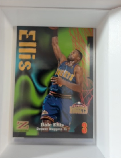 1997-98 SkyBox Z-Force #46 Dale Ellis — front