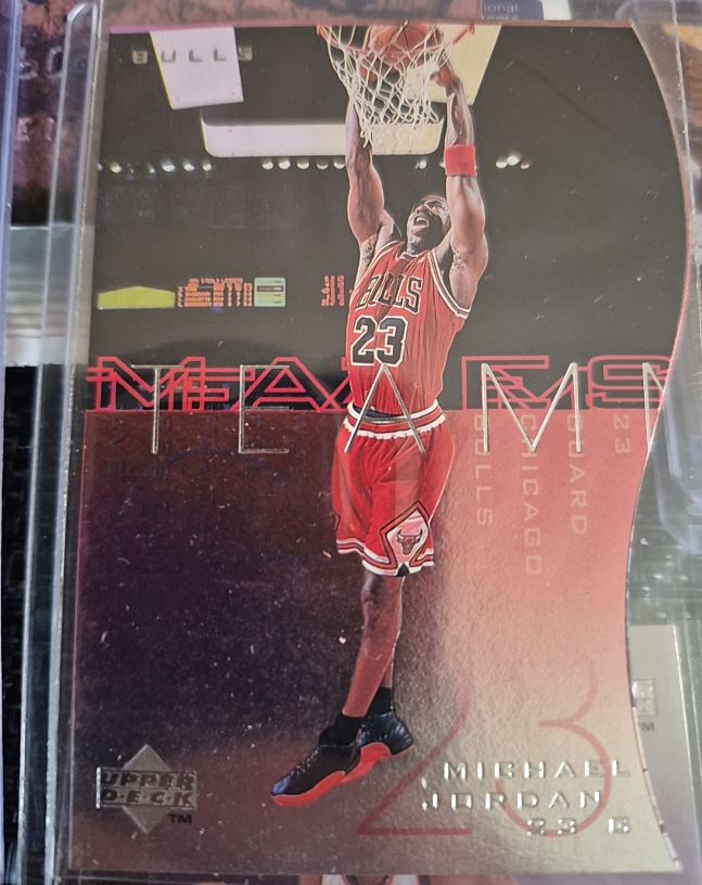 1997-98 Upper Deck Teammates #T7 Michael Jordan — front