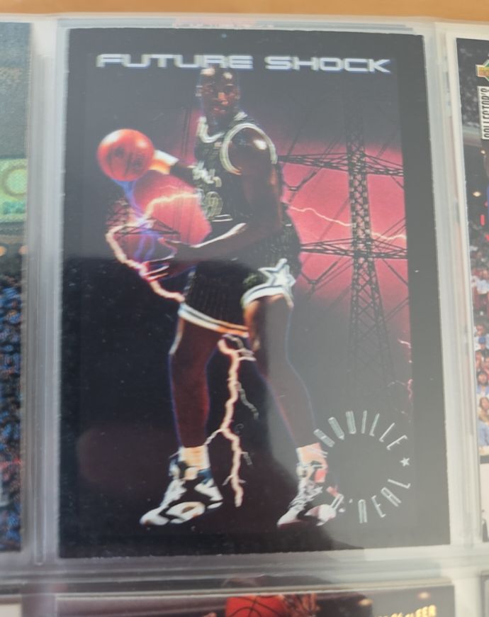 1993-94 Skybox Premium #331 Shaquille O'Neal Future Shock — front