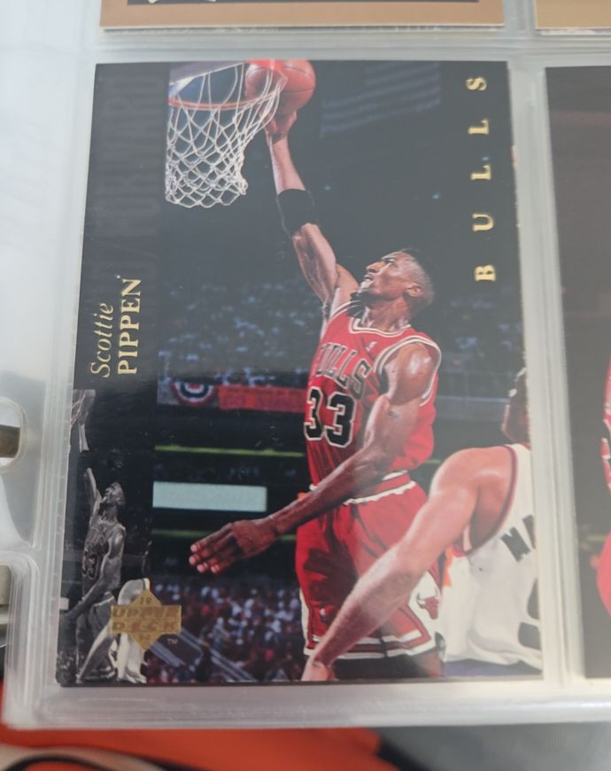 1994-95 Upper Deck #1 Scottie Pippen — front