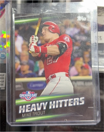2016 Topps Opening Day #HH-10 Mike Trout Heavy Hitters — front
