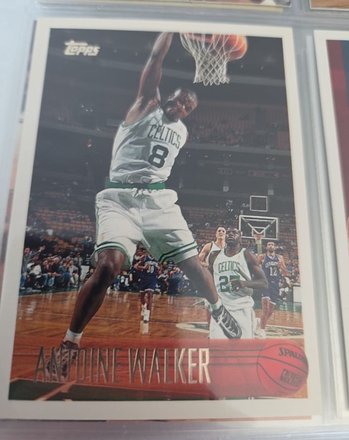 1996-97 Topps #146 Antoine Walker — front