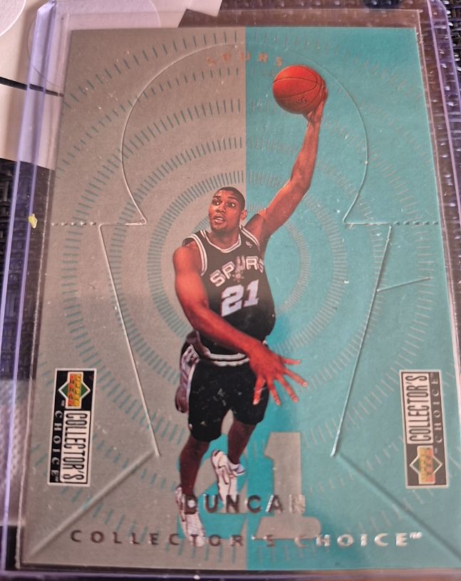 1997 Upper Deck Collector's Choice #M24 Tim Duncan — front