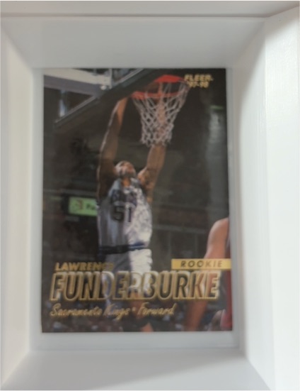 1997-98 Fleer #321 Lawrence Funderburke Rookie Sacramento Kings — front