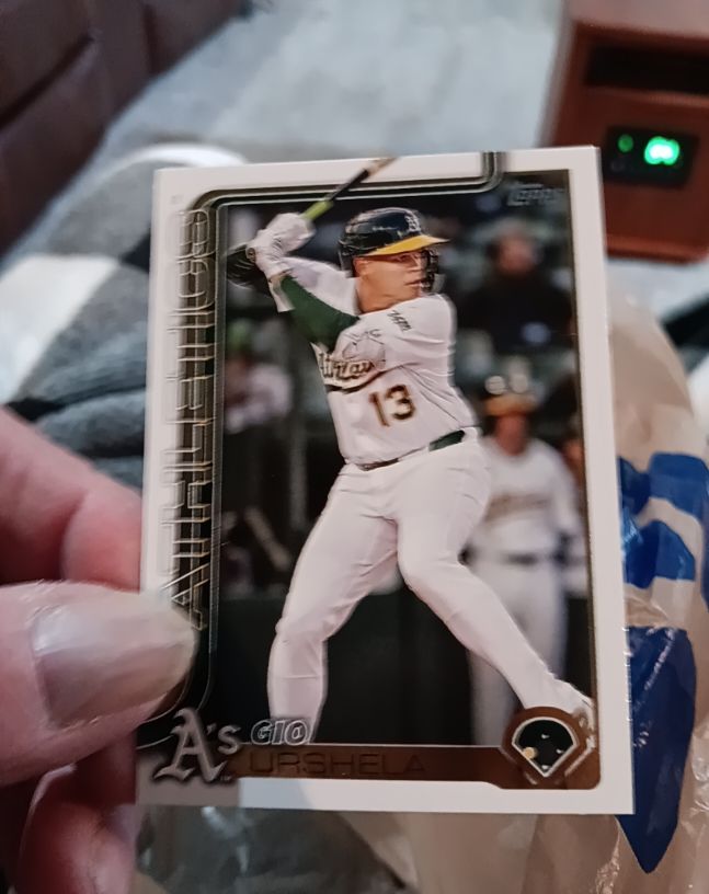 2025 Topps Update #US23 Gio Urshela — front