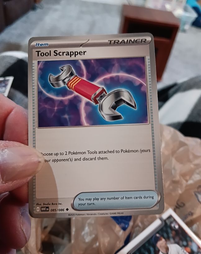 2025 Pokémon Scarlet & Violet White Flare #085 Tool Scrapper — front