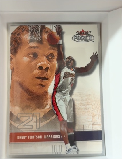 2001-02 Fleer Force #135 Danny Fortson — front