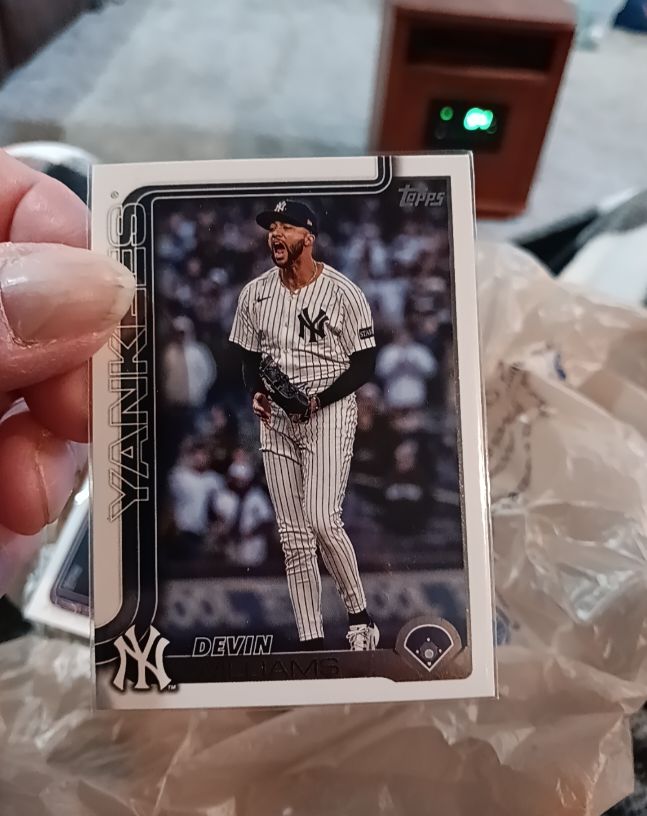 2025 Topps Update #US178 Devin Williams — front
