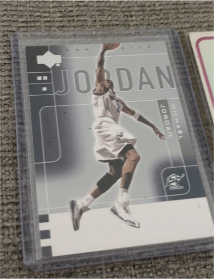 2001 Upper Deck MJ'S Back #16 Michael Jordan — front