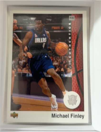 2002-03 Upper Deck Authentics #16 Michael Finley — front