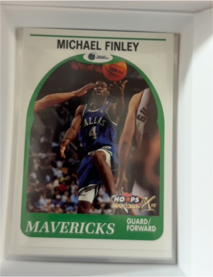 1999-00 Hoops Decade #151 Michael Finley — front