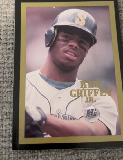 1991 Playball #91-69 Ken Griffey Jr. — front