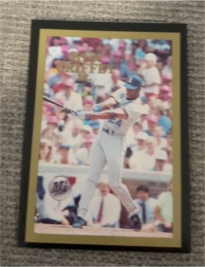 1991 Baseball Pictorial Inc. #91-71 Ken Griffey Jr — front