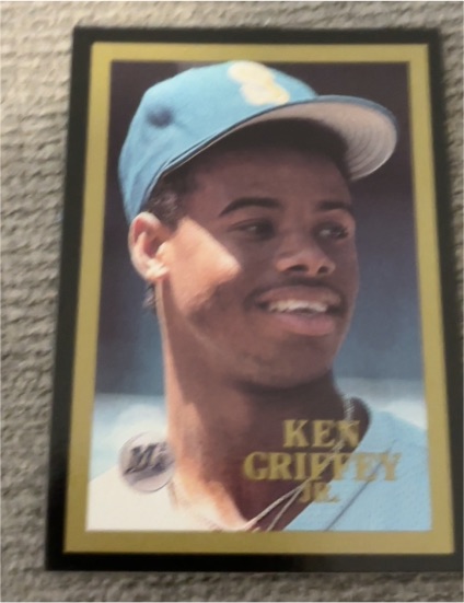 1991 Pictorial Promotion #91-68 Ken Griffey Jr — front