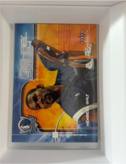 2001-02 Fleer Exclusive Members Only #104 Michael Finley — front