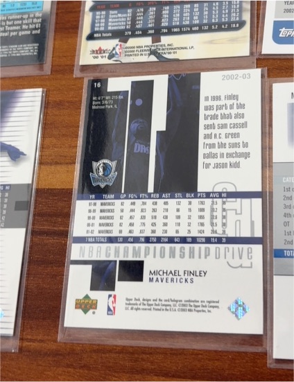 2002-03 Upper Deck #16 Michael Finley — front