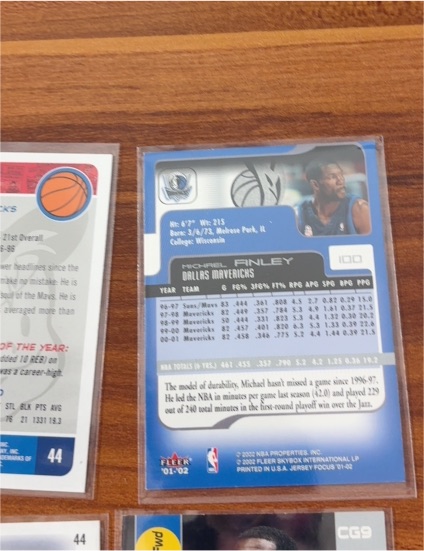 2001 Fleer Skybox #100 Michael Finley — front