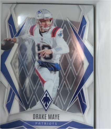 2025 Panini Phoenix #111 Drake Maye — front