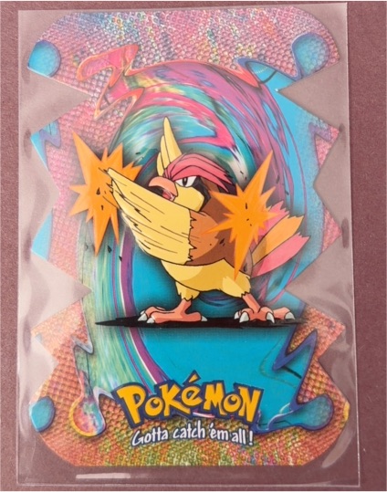 2000 Topps Pokemon #17 Pidgeotto Stage 2 Die Cut Embossed — front