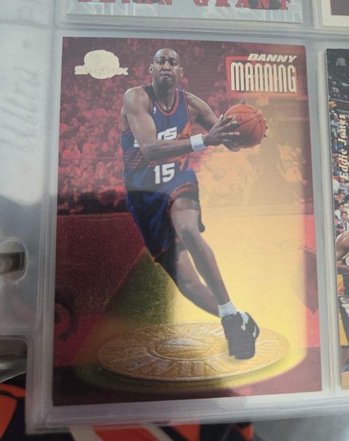 1994 Skybox #SE160 Danny Manning — front