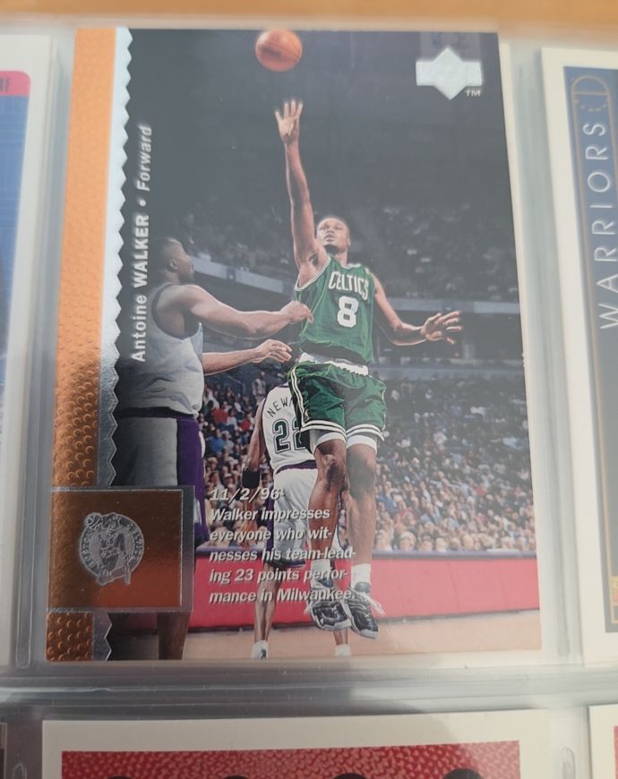1996-97 Upper Deck #187 Antoine Walker — front