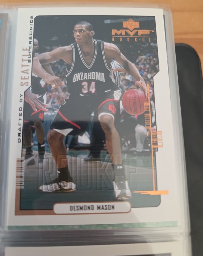 2000-01 Upper Deck MVP #208 Desmond Mason Rookie — front