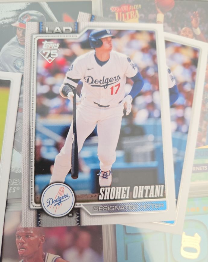 2024 Topps 75 Shohei Ohtani #17 Los Angeles Dodgers — front