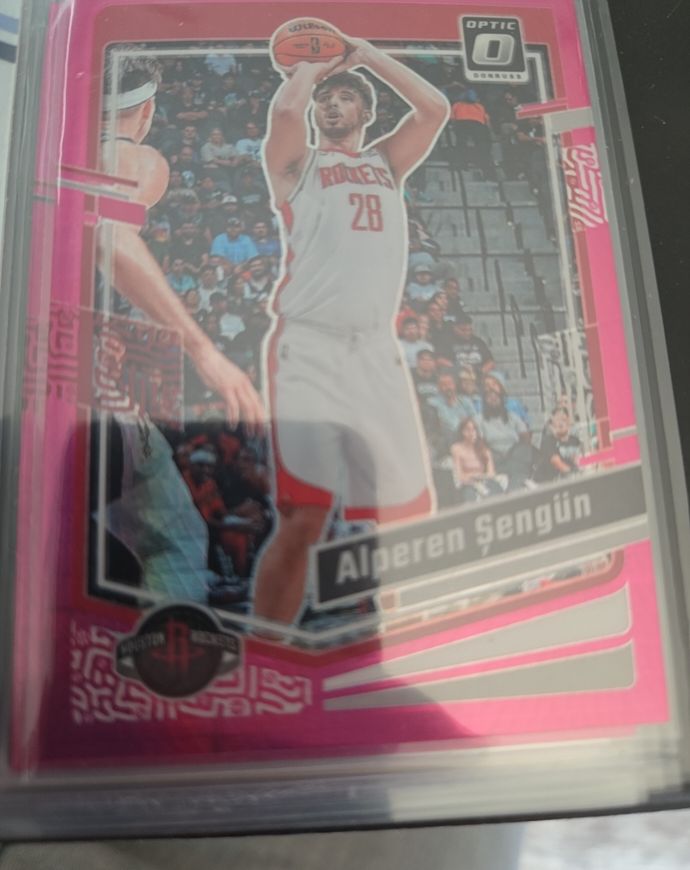 2023-24 Panini Donruss Optic #85 Alperen Sengun Pink Hyper Prizm Houston Rockets — front