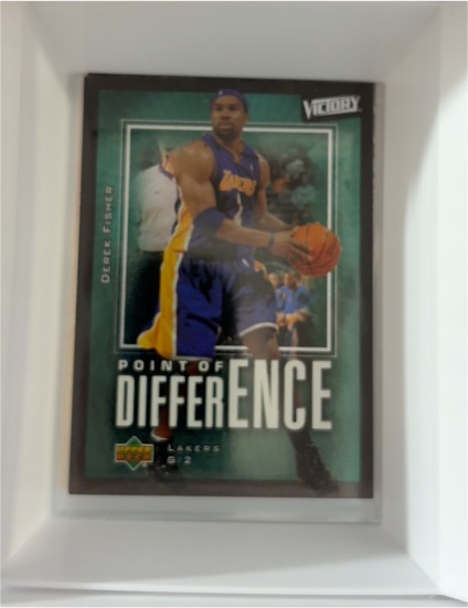 2003-04 Upper Deck Victory #43 Derek Fisher — front