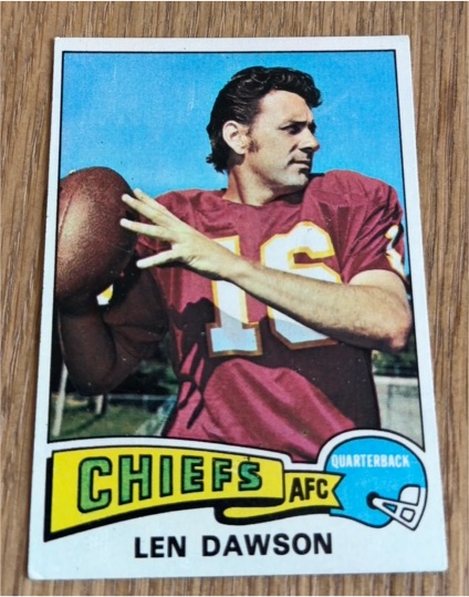 1975 Topps #120 Len Dawson — front