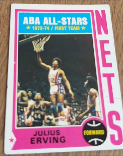 1974-75 Topps #200 Julius Erving — front
