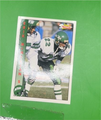 1992 Pacific #553 Erik McMillan — front
